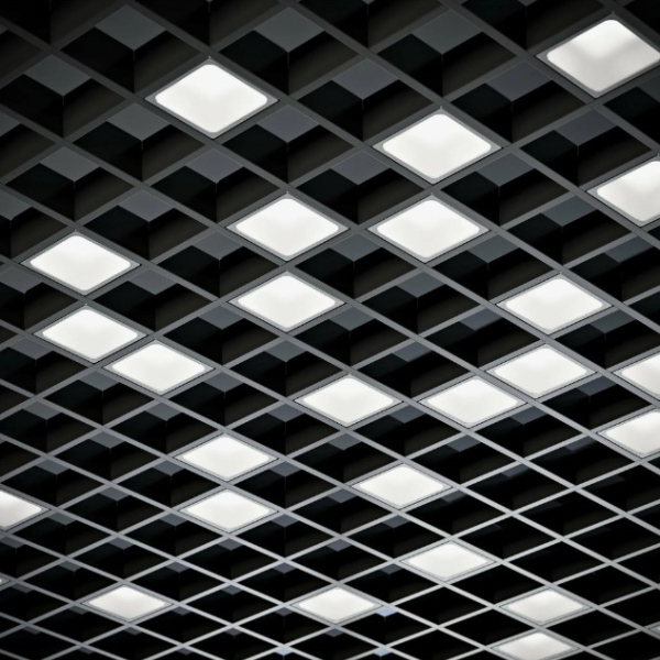 Светодиодный светильник для потолка грильято «PIX6» 84x84 мм Светодиодный светильник для потолка грильято «PIX6» 84x84 мм